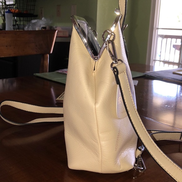 New Vegan leather purse - Picture 2 of 3